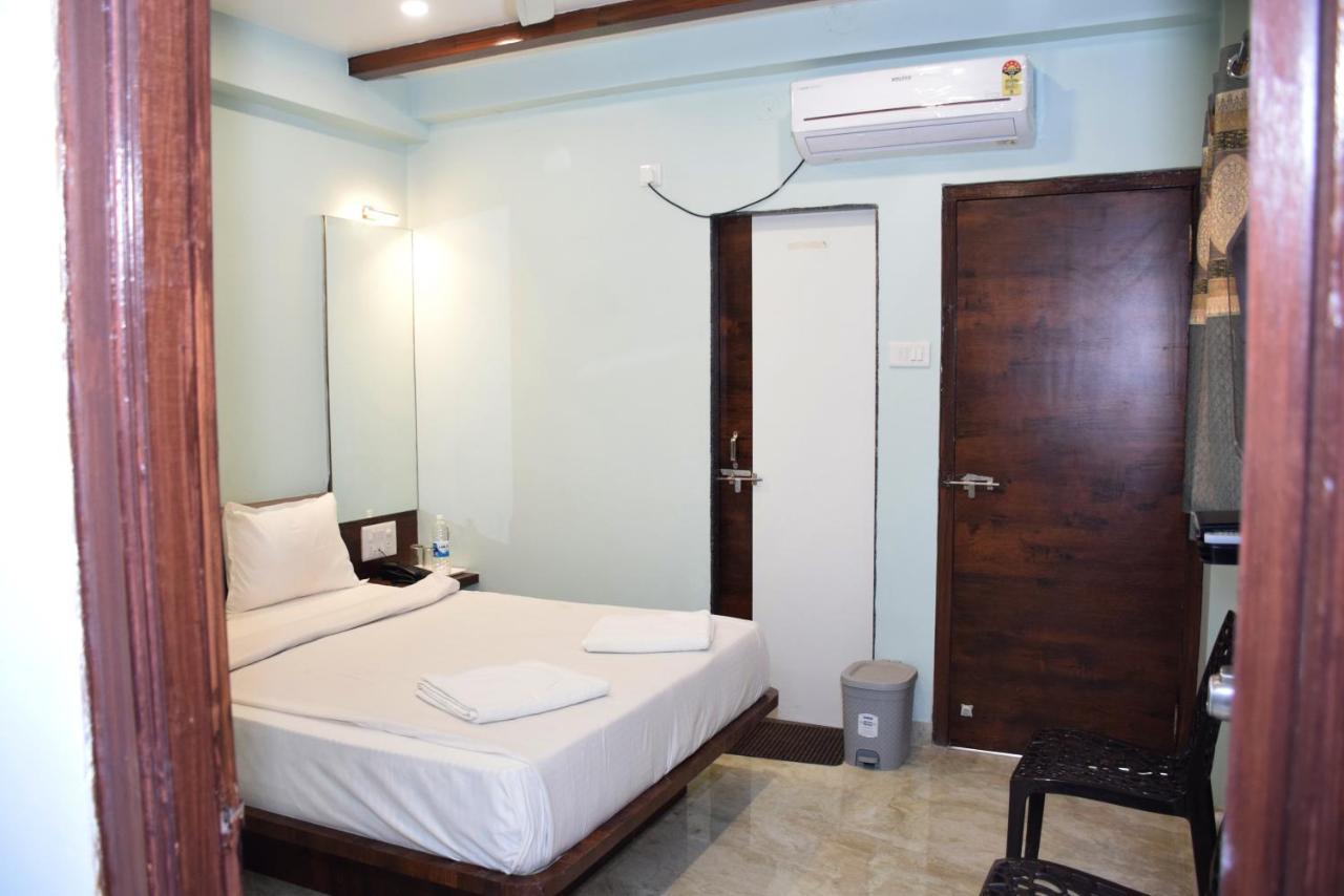 Shankar Residency, Akkalkot Akalkot Eksteriør billede