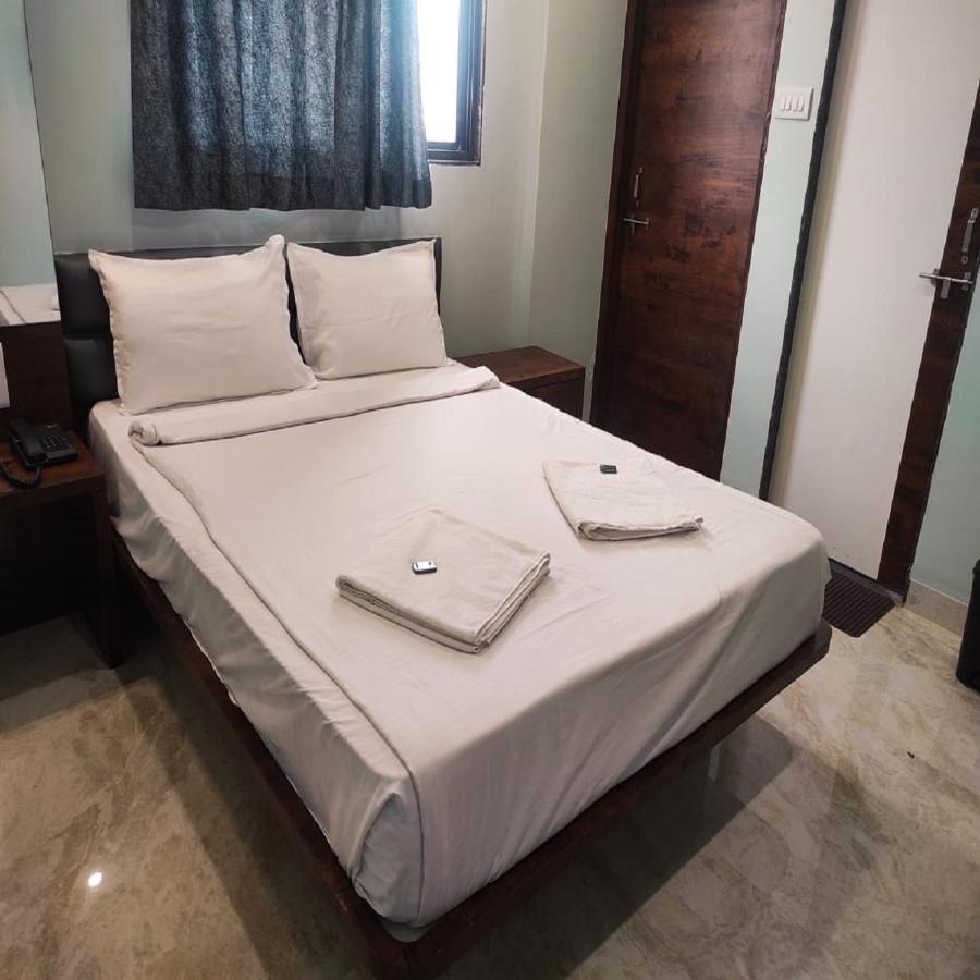 Shankar Residency, Akkalkot Akalkot Eksteriør billede